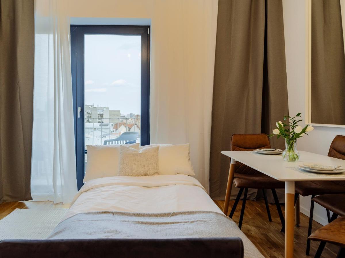 בוקרשט Sunny 2Br Flat - Top Location - Amazing Balcony מראה חיצוני תמונה