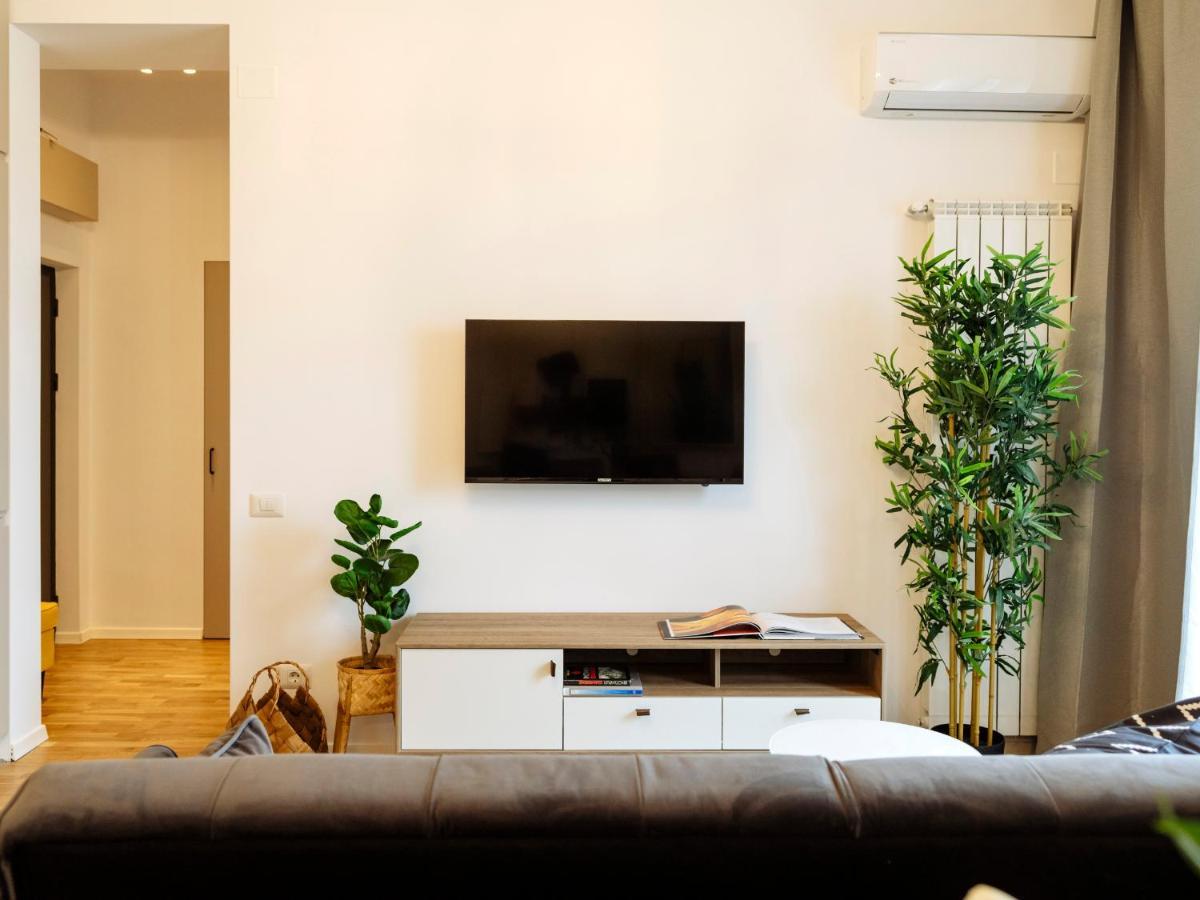 בוקרשט Sunny 2Br Flat - Top Location - Amazing Balcony מראה חיצוני תמונה