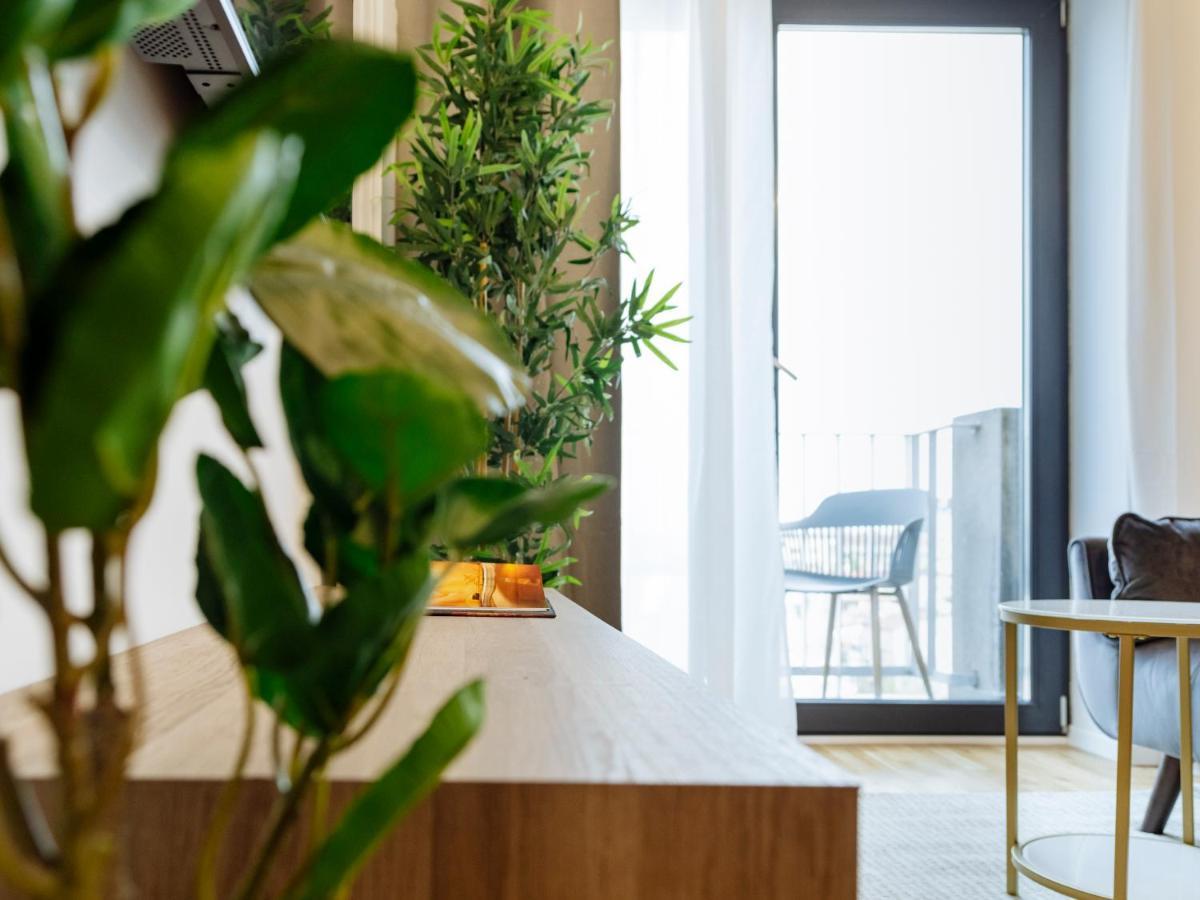 בוקרשט Sunny 2Br Flat - Top Location - Amazing Balcony מראה חיצוני תמונה